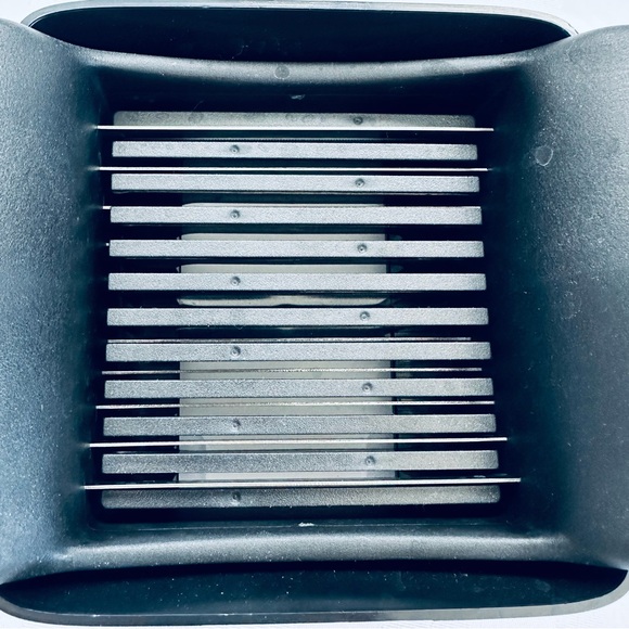 Pampered Chef Kitchen Tools - Picture 5 of 11